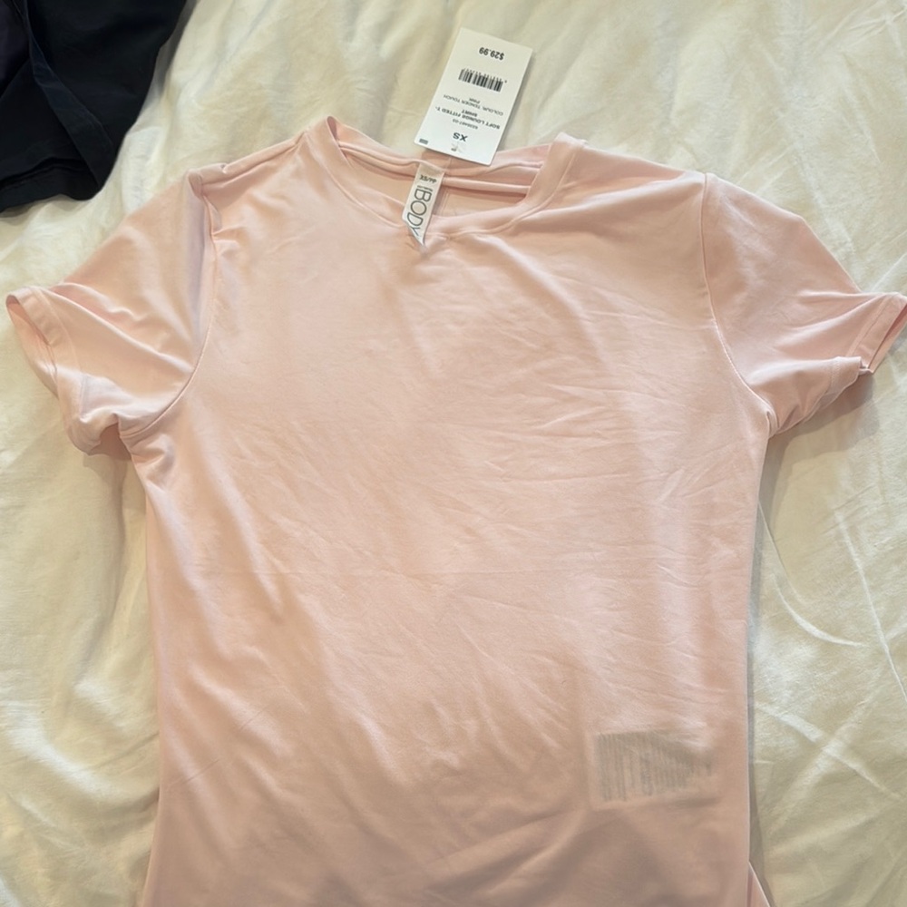 BODY basic pink tee